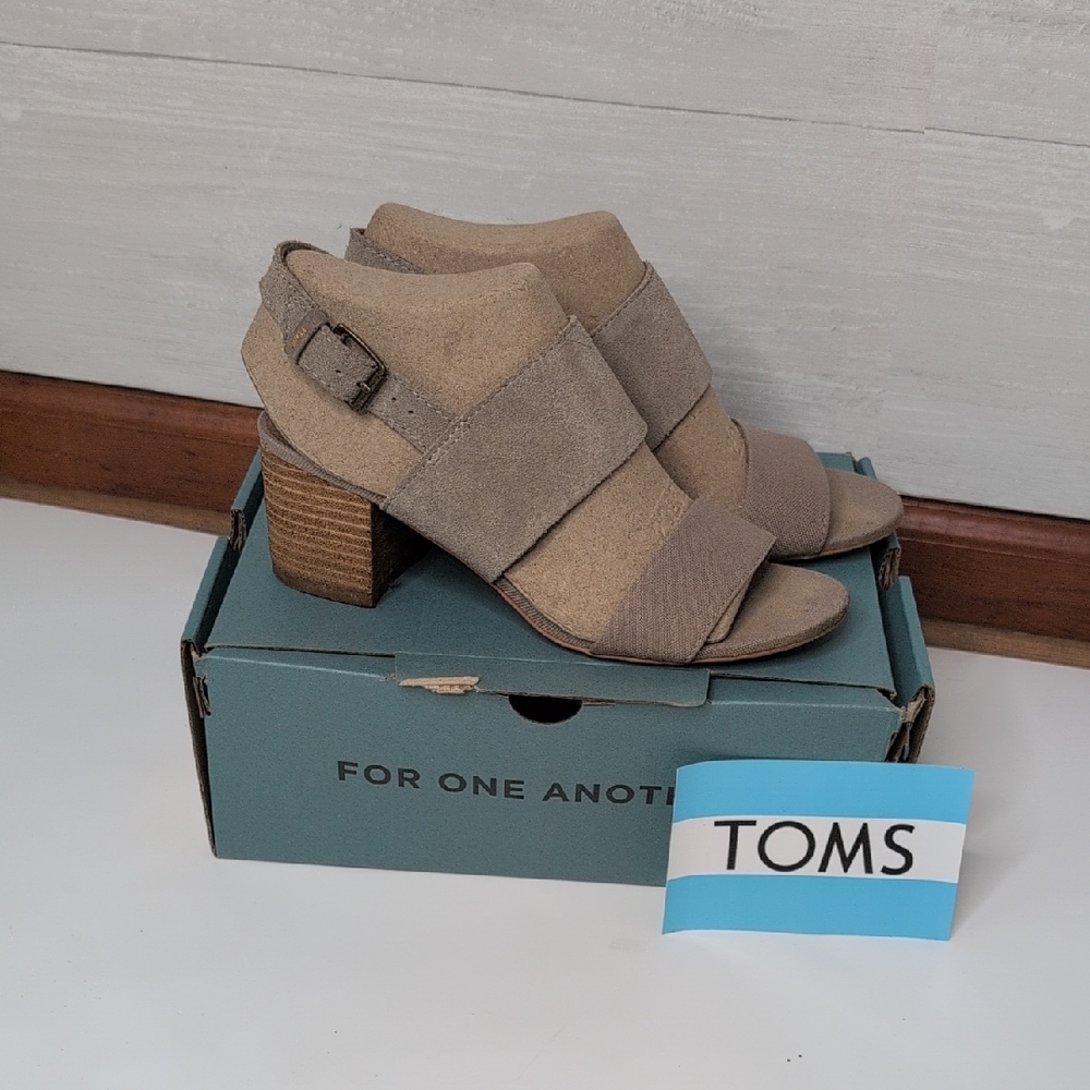 TOMS Women's Beige Block Heel Sandals